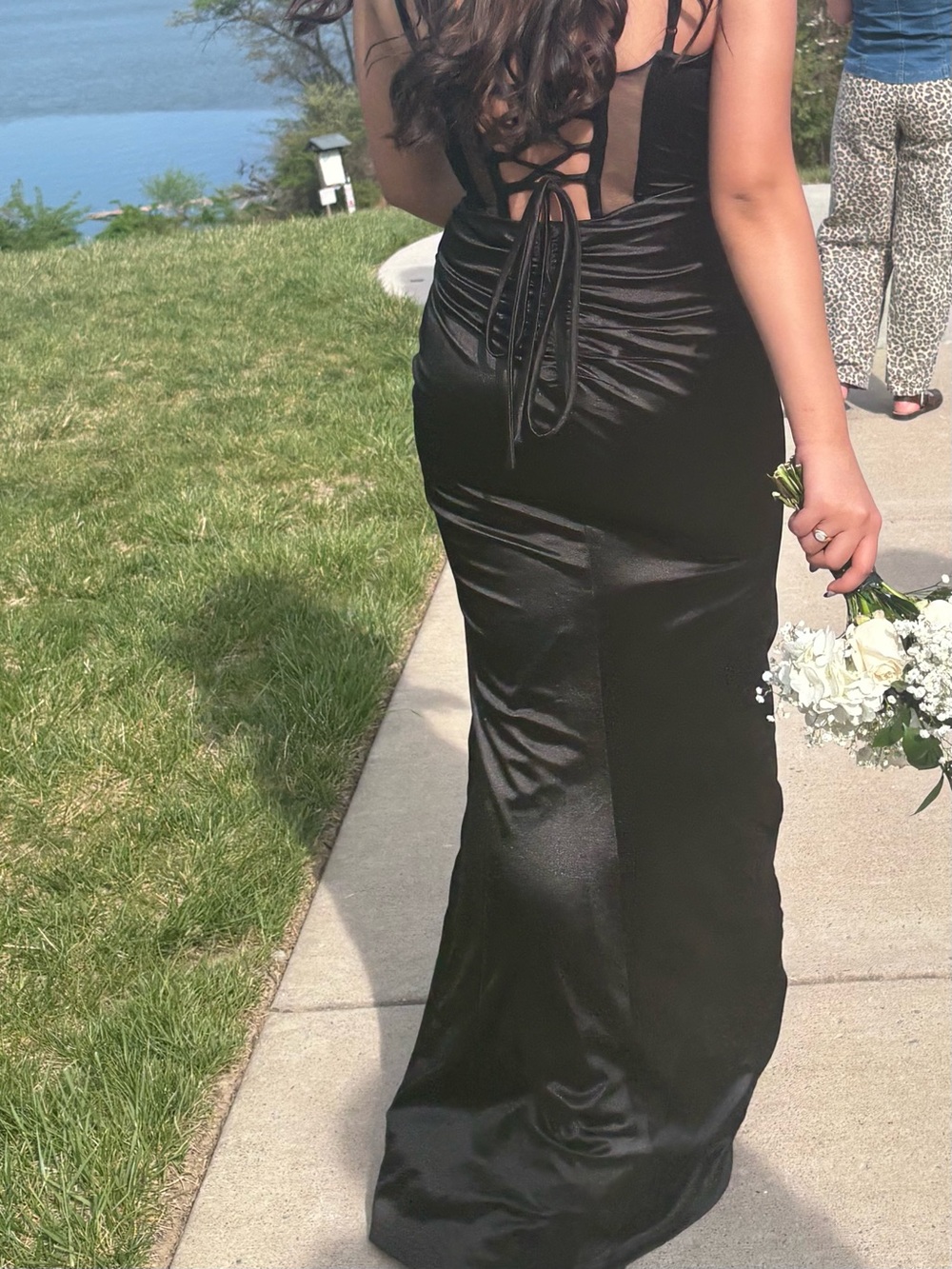 Elegant Black Evening Gown with Sheer Inset and Side Slit - Picture 3 of 4